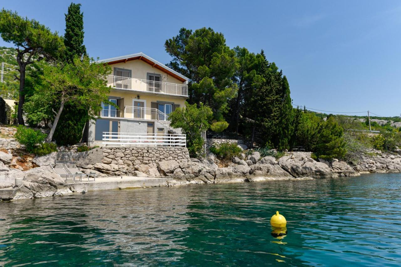 Allseason House On The Sea Karlobag Exterior photo